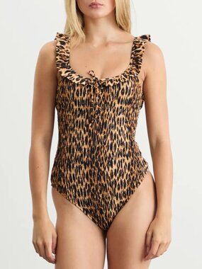 NWOT Damson Madder Cheyenne Shirred Ruffle Swimsuit